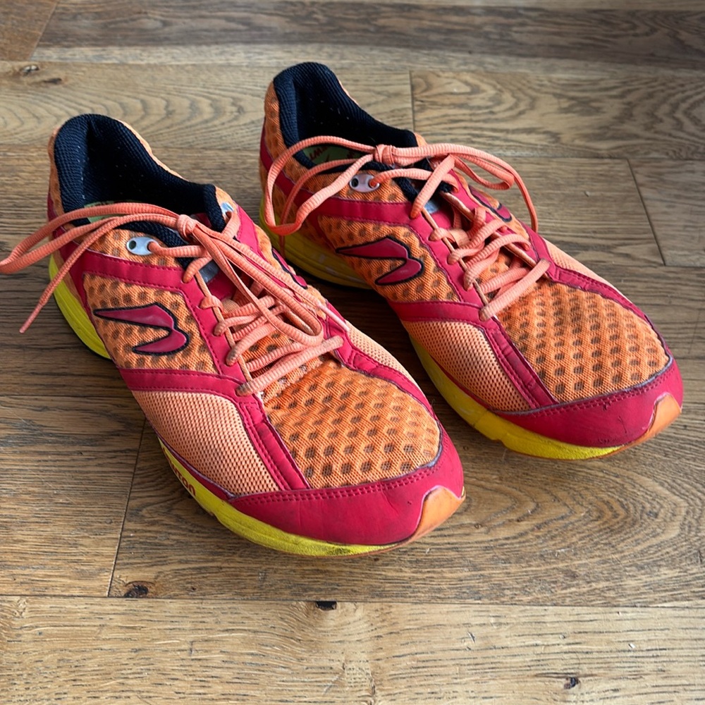 Newton Motion running shoes